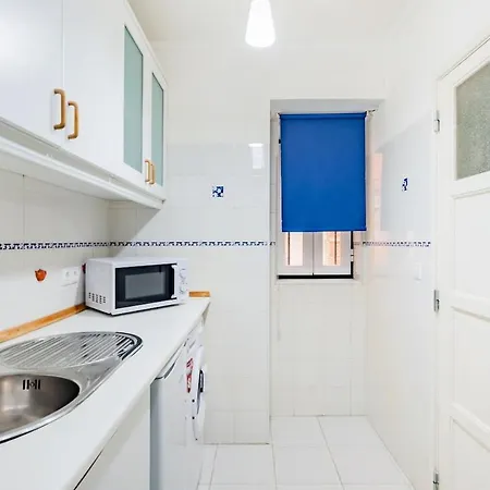 Live Alfama By Tram 28 | 1br Apartment *